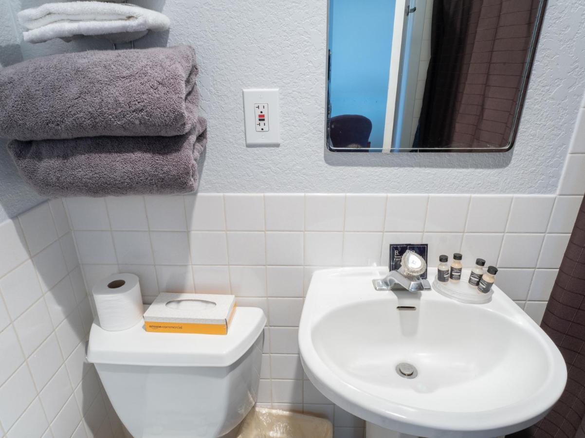 Siesta Motel Colfax Wa エクステリア 写真