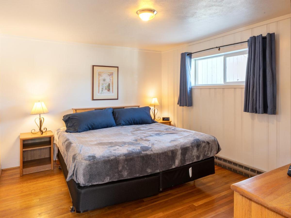 Siesta Motel Colfax Wa エクステリア 写真