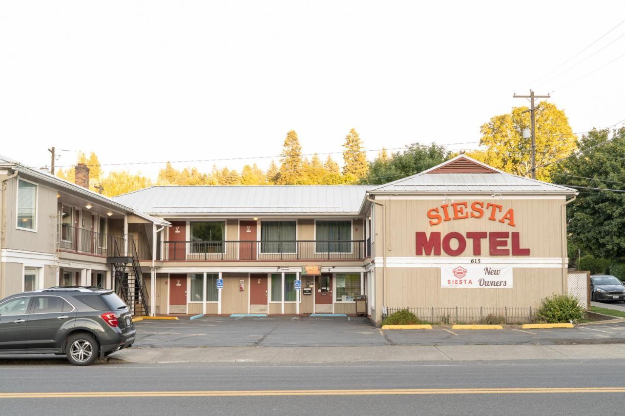 Siesta Motel Colfax Wa エクステリア 写真