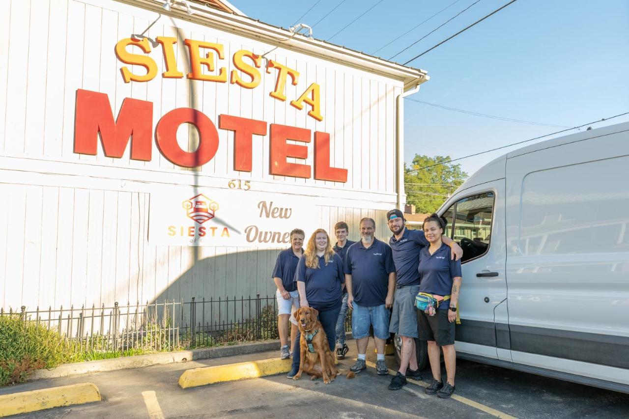 Siesta Motel Colfax Wa エクステリア 写真